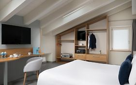 Avenue Boutique Hotel